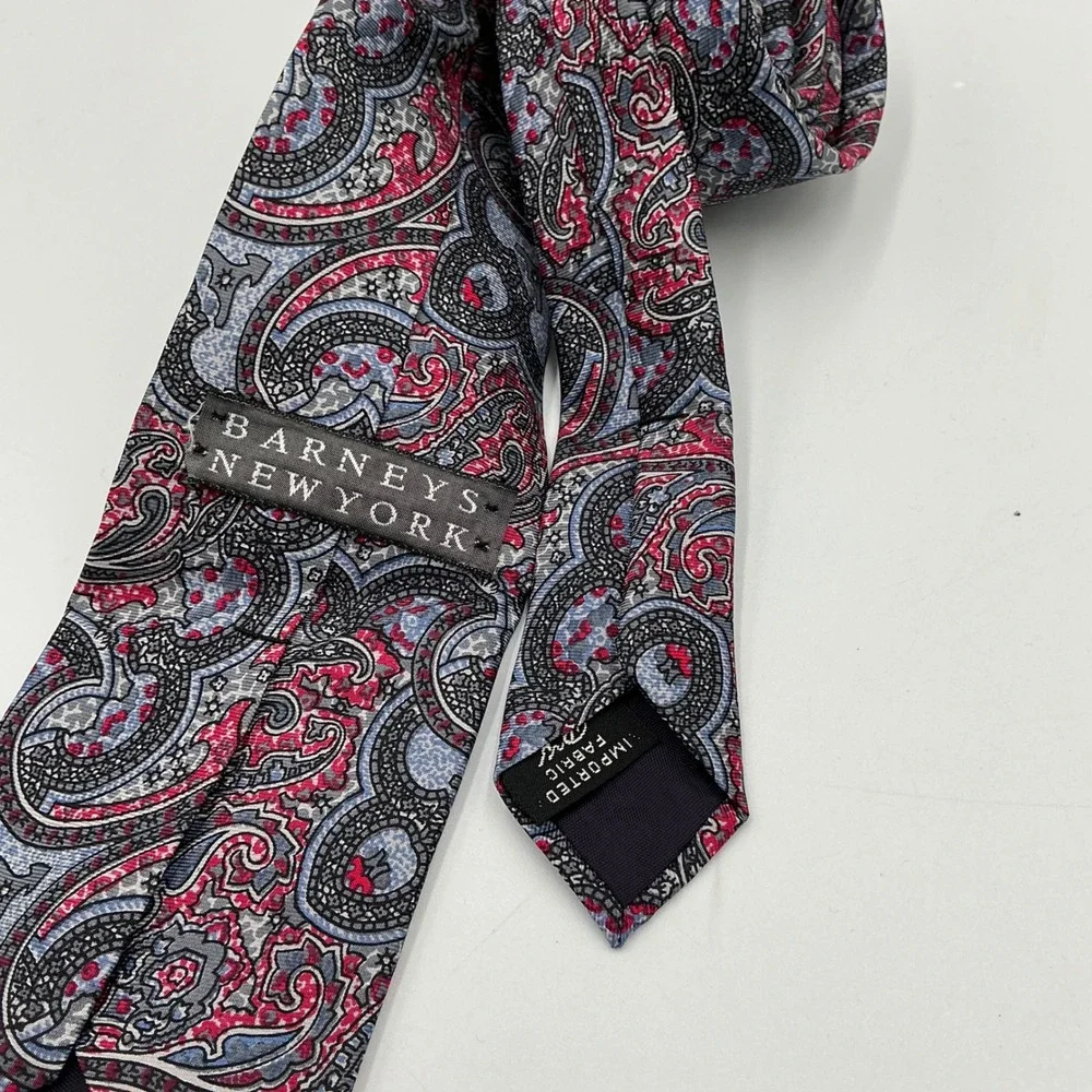 Barneys New York‎ Mens Paisley Silk Tie Red Blue Gray Hand Sewn Imported Fabric